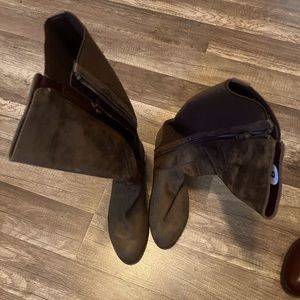 Size 9 below the knee boot